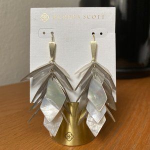 NWOT Kendra Scott Jenni Statement Earrings, gold -ivory mix